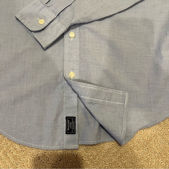 Abercrombie & Fitch button up - Picture 3 of 3